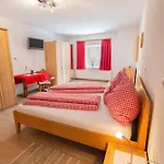 Bed & Breakfast Penznhof Stafflach